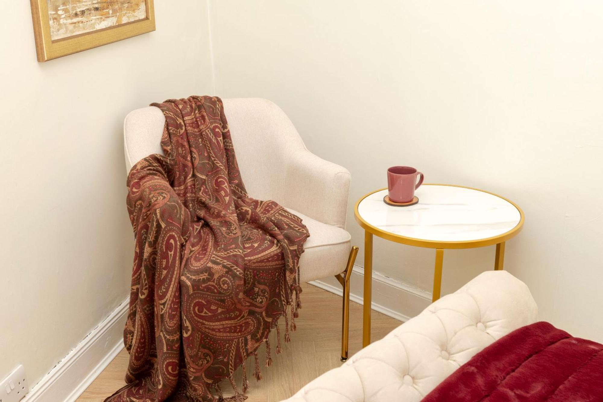 Appartamento Joivy Modern Flat In City Centre - For Up To 3 Guests Edimburgo Esterno foto