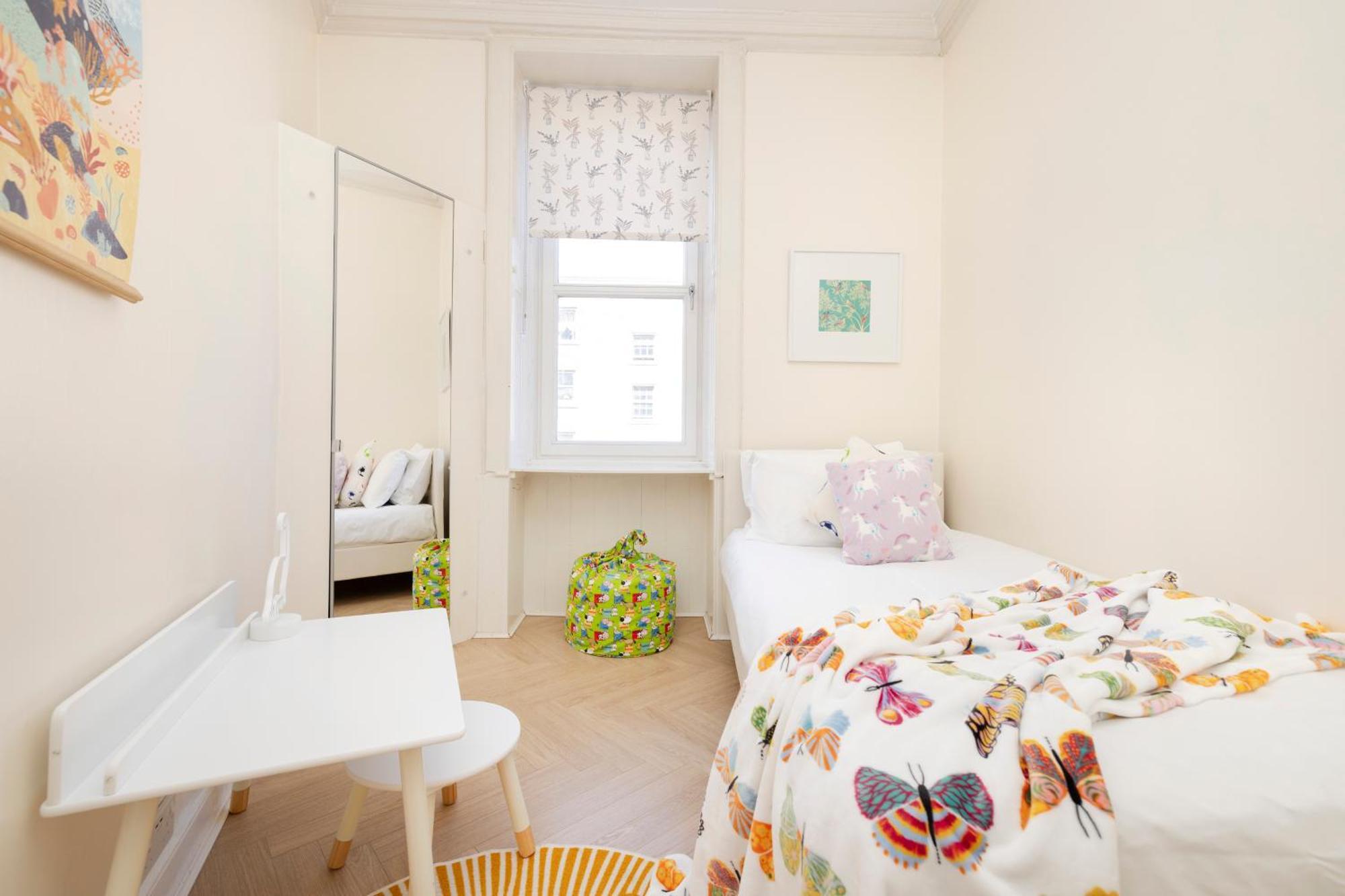 Appartamento Joivy Modern Flat In City Centre - For Up To 3 Guests Edimburgo Esterno foto